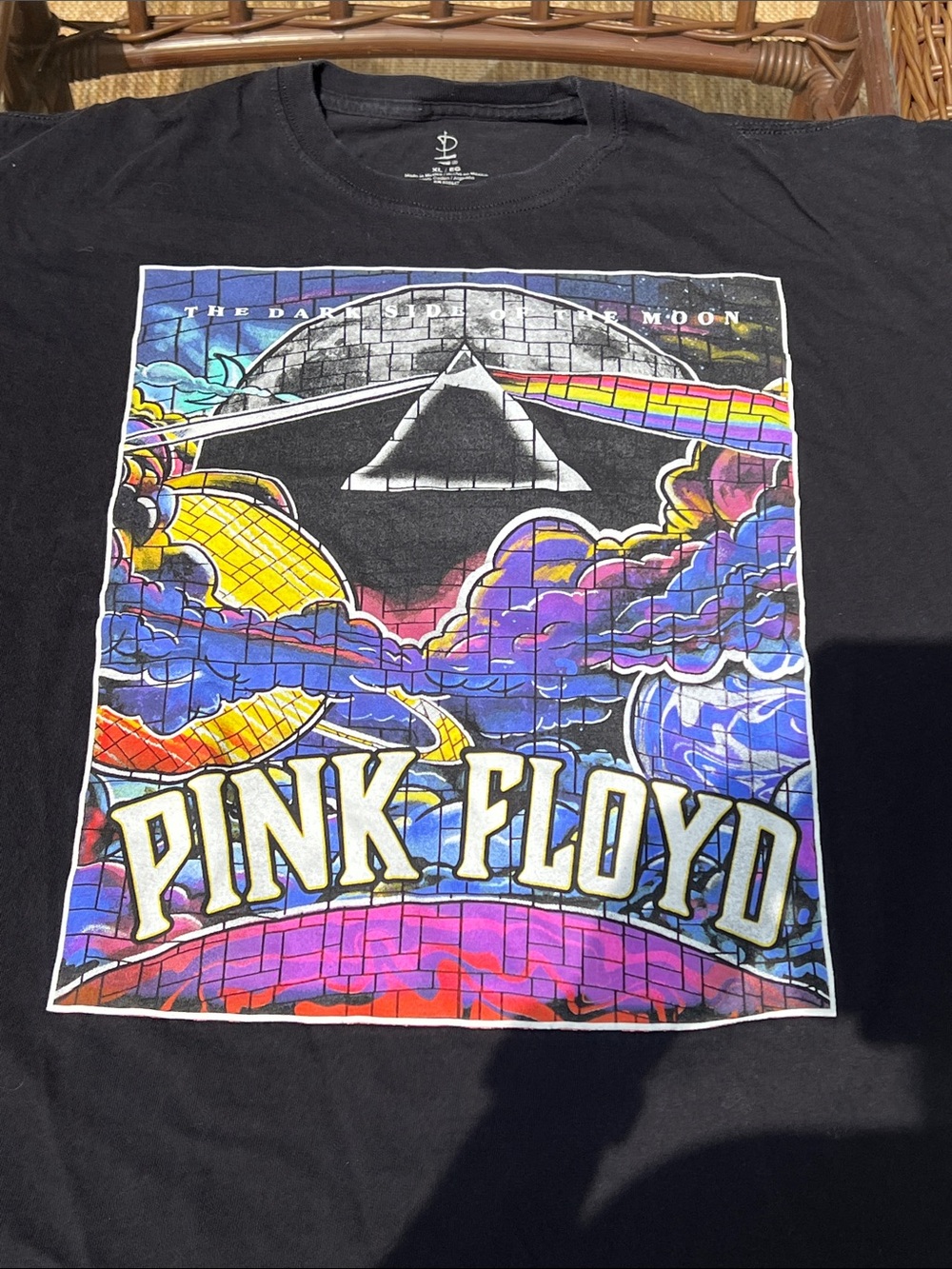 Pink Floyd Black Graphic Tee with Multicolor Prism Artwork